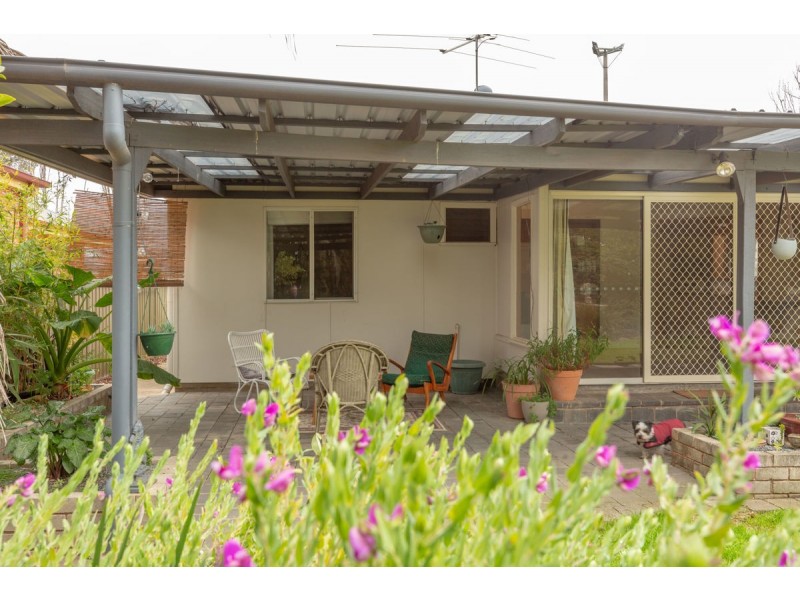 395 Nowland Avenue, Lavington NSW 2641