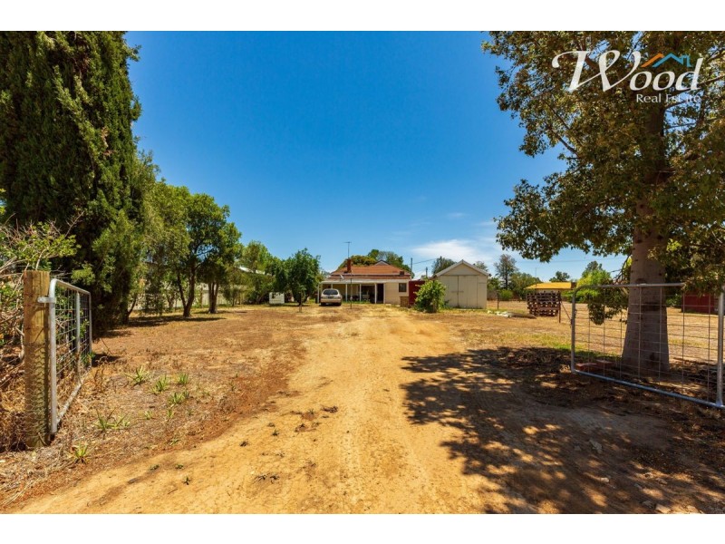 13 Second Avenue, Henty NSW 2658