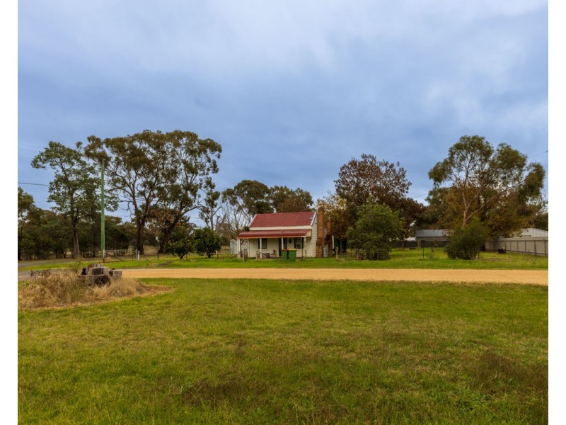 41-43 Kywong-Howlong Road, Brocklesby NSW 2642