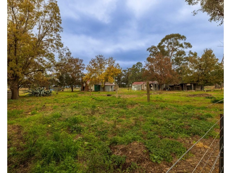 41-43 Kywong-Howlong Road, Brocklesby NSW 2642