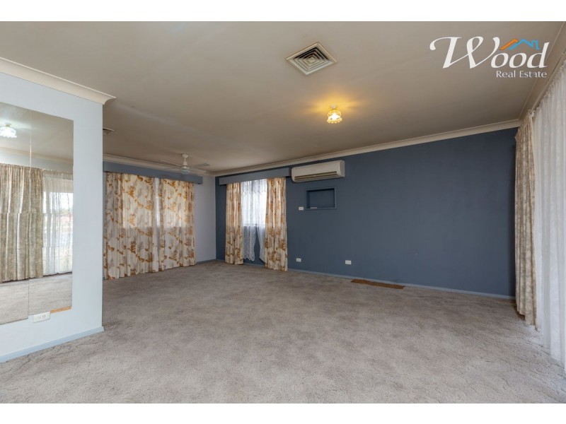 437 Urana Road, Lavington NSW 2641