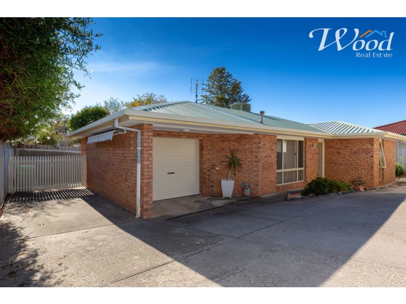 2/19 Harvey Crt, Albury NSW 2640