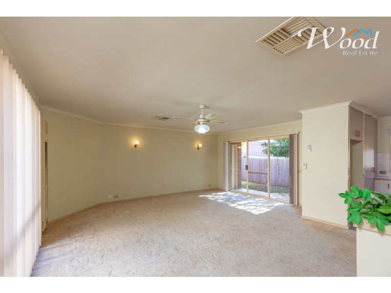 2/19 Harvey Crt, Albury NSW 2640