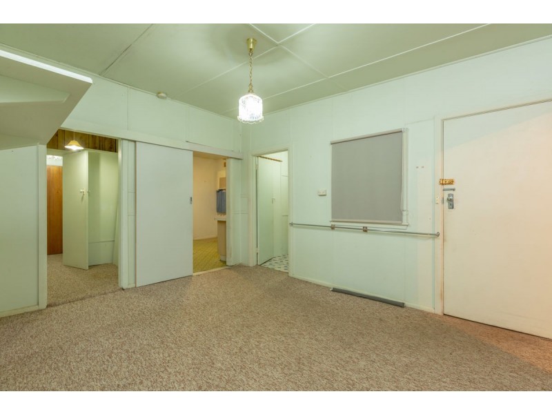 628 Storey Street, Lavington NSW 2641