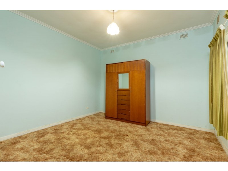 628 Storey Street, Lavington NSW 2641