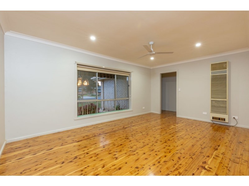 464 Danes Street, Lavington NSW 2641