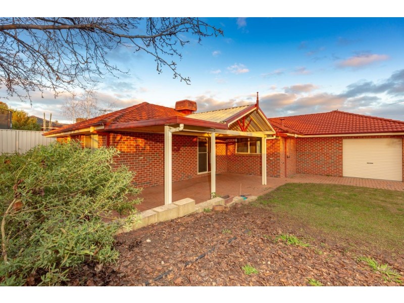 34 Norman Way, Thurgoona NSW 2640