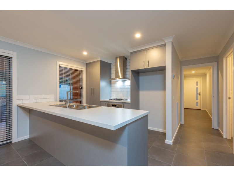 4A Mimosa Court, Thurgoona NSW 2640