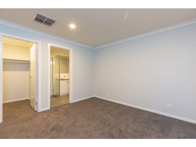 4A Mimosa Court, Thurgoona NSW 2640
