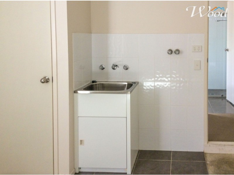 16 O’Shea Street, Lavington NSW 2641