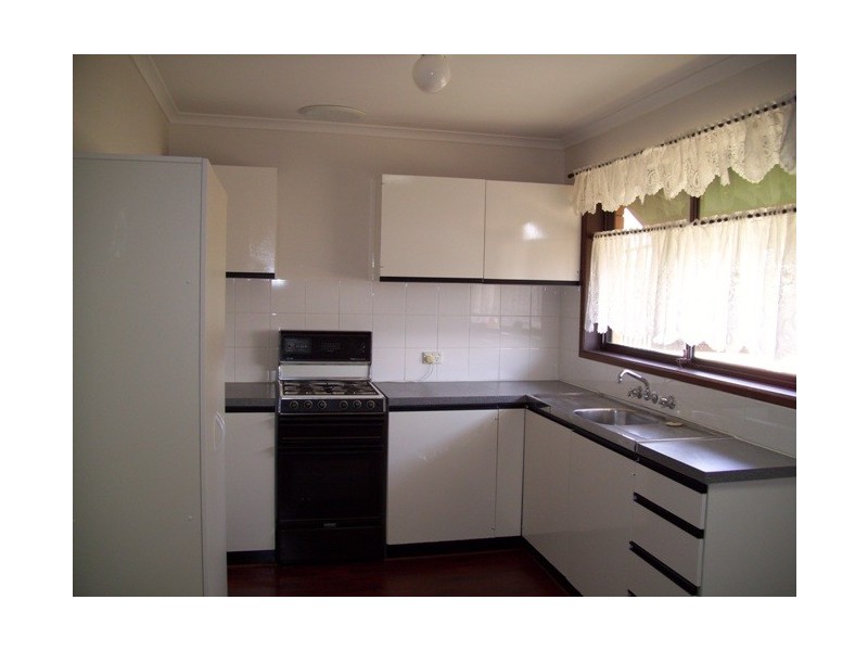 277 Kaitlers Road, Lavington NSW 2641