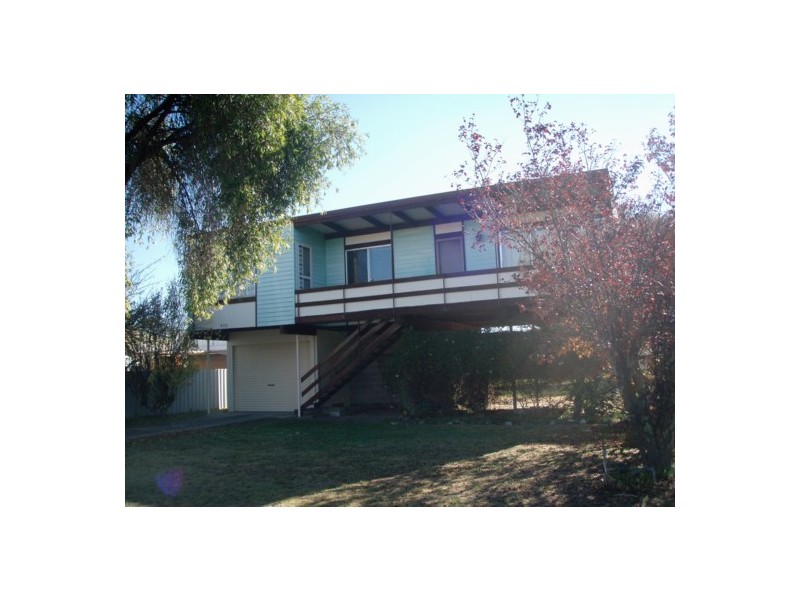 430 Douglas Road, Lavington NSW 2641