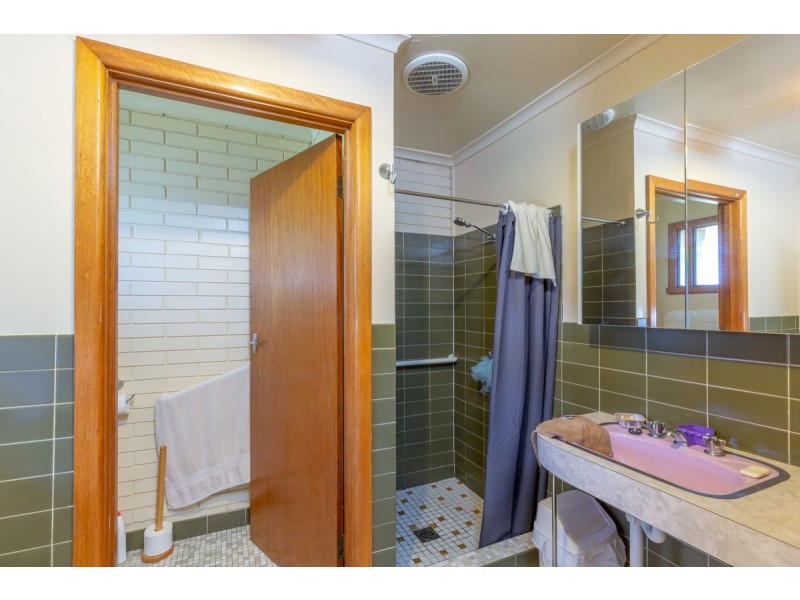 1-5/527 Sanders Road, Lavington NSW 2641