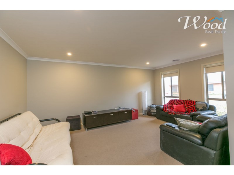 80 Wellington Drive, Thurgoona NSW 2640