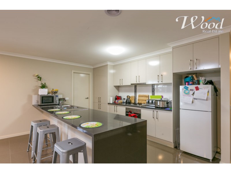 80 Wellington Drive, Thurgoona NSW 2640