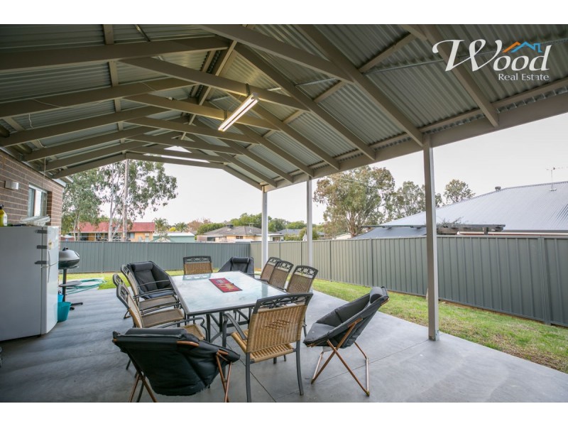 80 Wellington Drive, Thurgoona NSW 2640