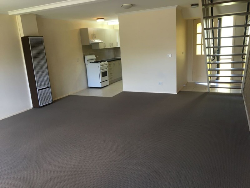 35/588 Oliver Street, Lavington NSW 2641