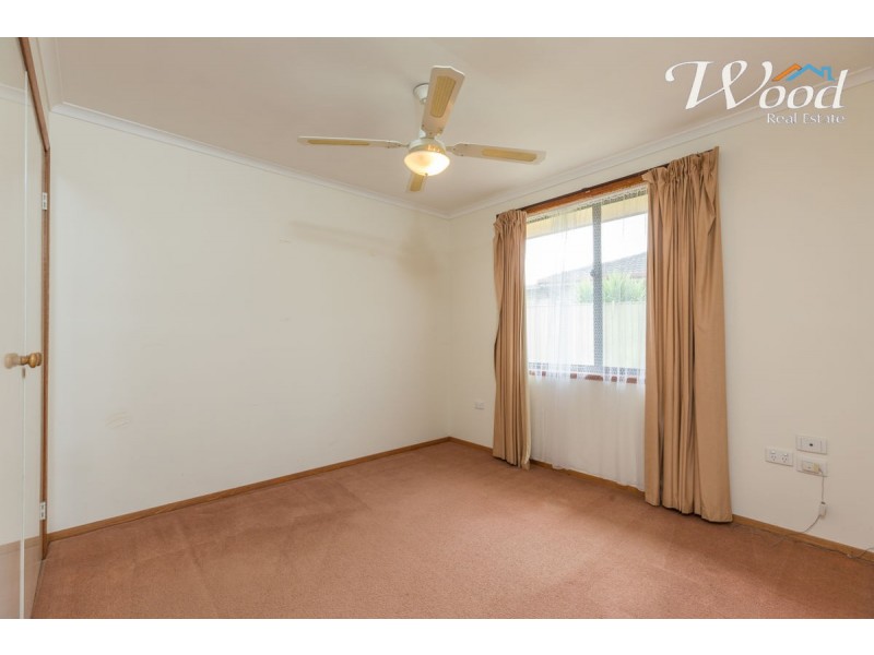 8 Daysdale Way, Thurgoona NSW 2640