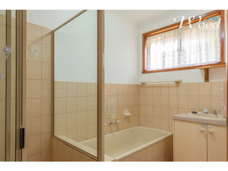 8 Daysdale Way, Thurgoona NSW 2640
