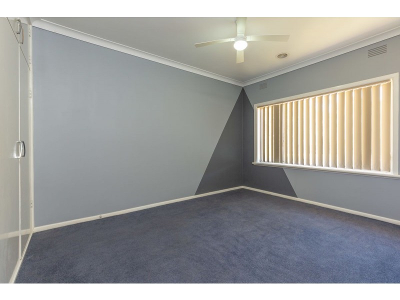 518 Hague St, Lavington NSW 2641