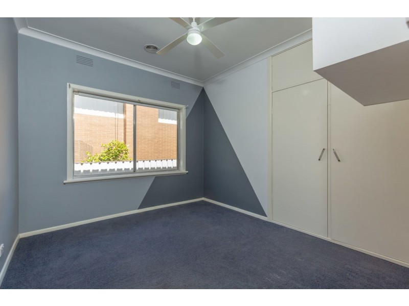 518 Hague St, Lavington NSW 2641