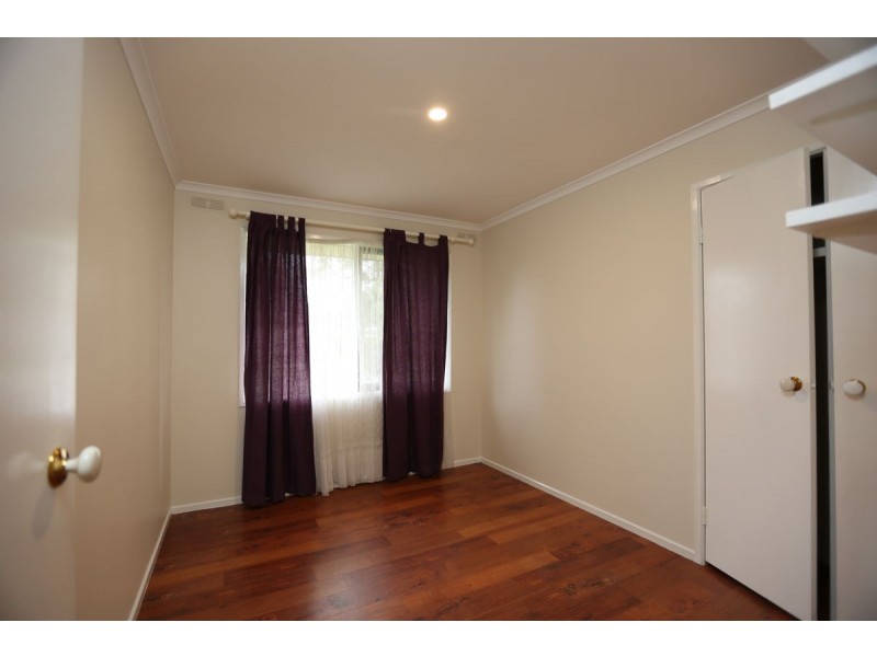 2 Troon Court, Thurgoona NSW 2640