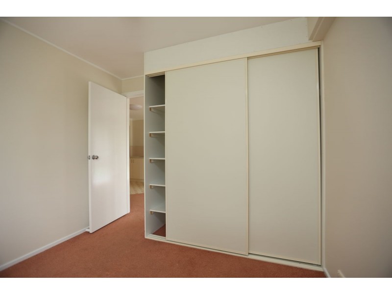 2 Troon Court, Thurgoona NSW 2640