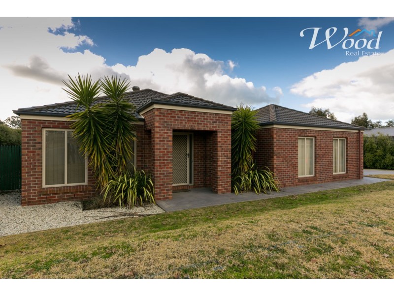 8 Squirrel Glider Drive, Thurgoona NSW 2640