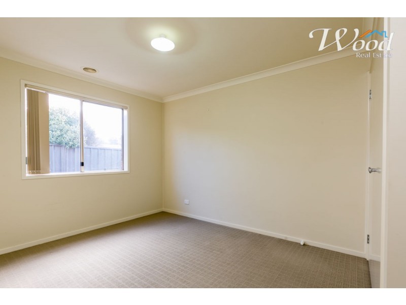 8 Squirrel Glider Drive, Thurgoona NSW 2640