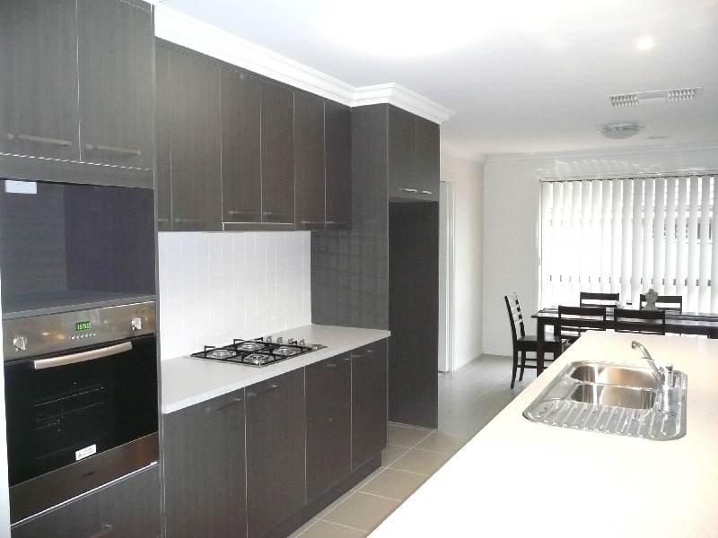 25 Swallow Street, Thurgoona NSW 2640