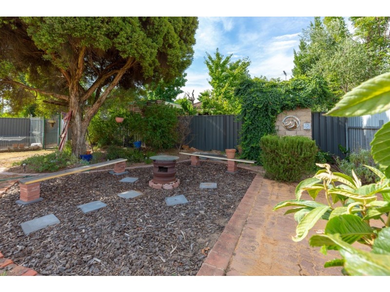 540 Hague Street, Lavington NSW 2641