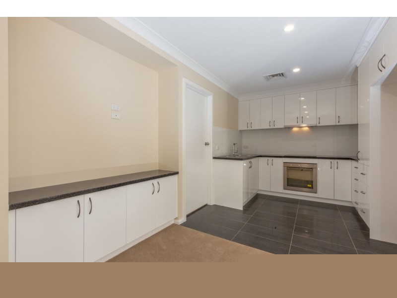 513 Alldis Avenue, Lavington NSW 2641