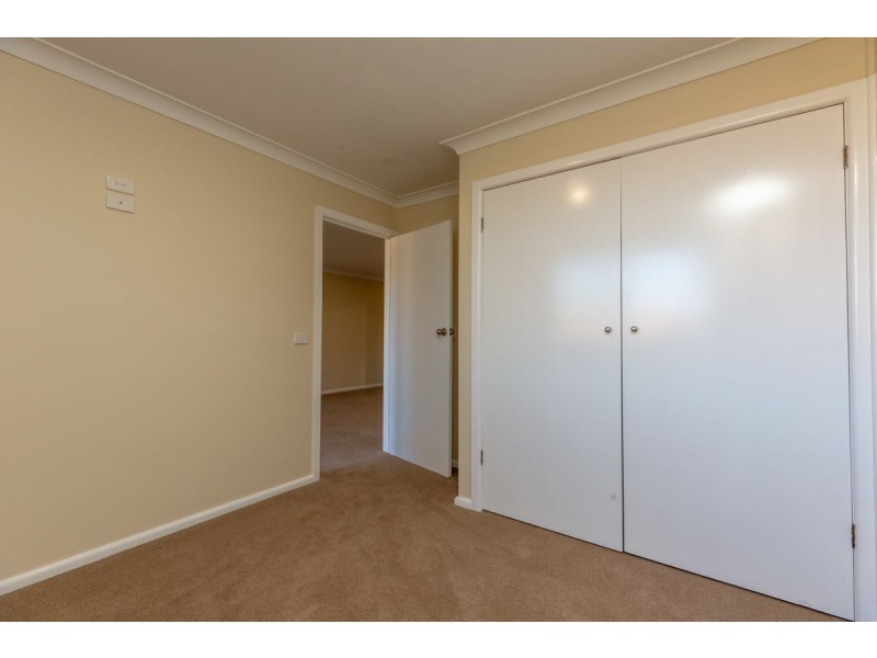 513 Alldis Avenue, Lavington NSW 2641