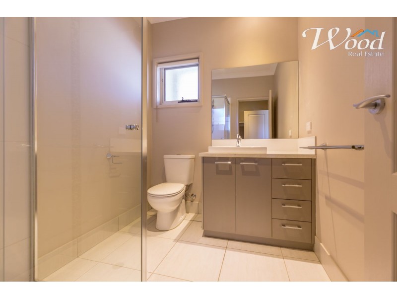 37 Evesham Place, Thurgoona NSW 2640