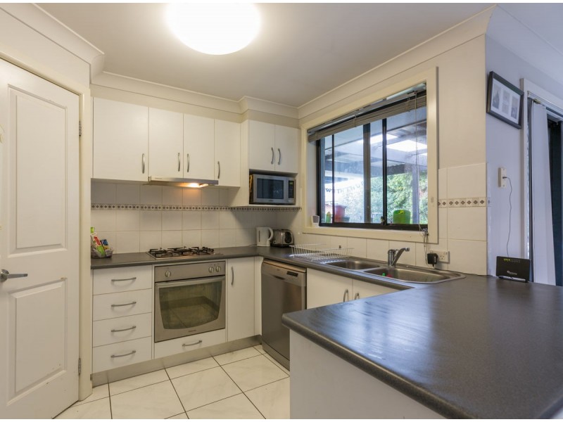 2 Guthega Court, Thurgoona NSW 2640