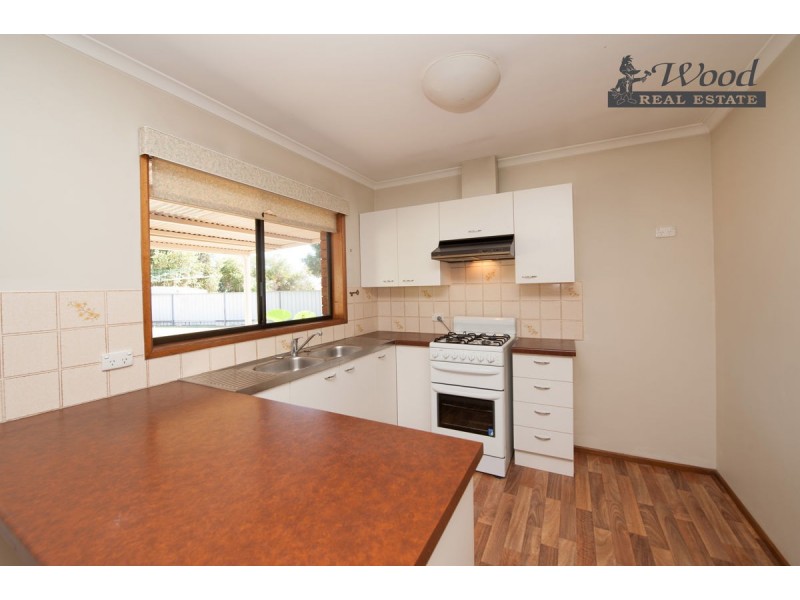 4 Candlebark Street, Thurgoona NSW 2640