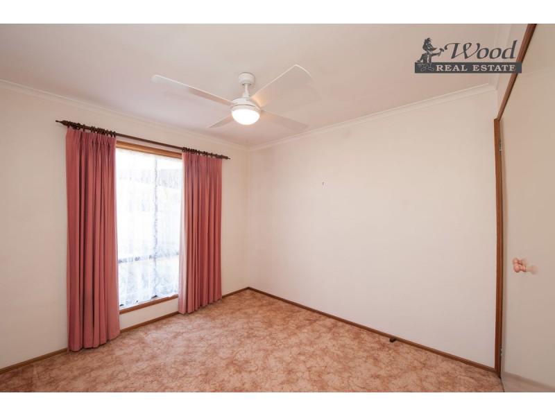 4 Candlebark Street, Thurgoona NSW 2640