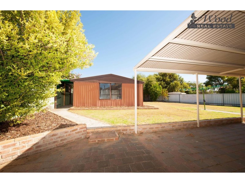 4 Candlebark Street, Thurgoona NSW 2640