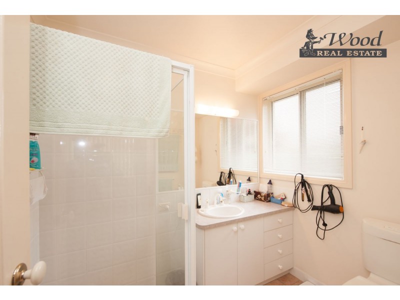 50 The Avenue, Thurgoona NSW 2640