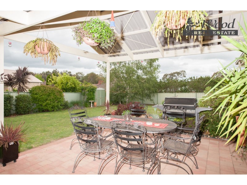 50 The Avenue, Thurgoona NSW 2640