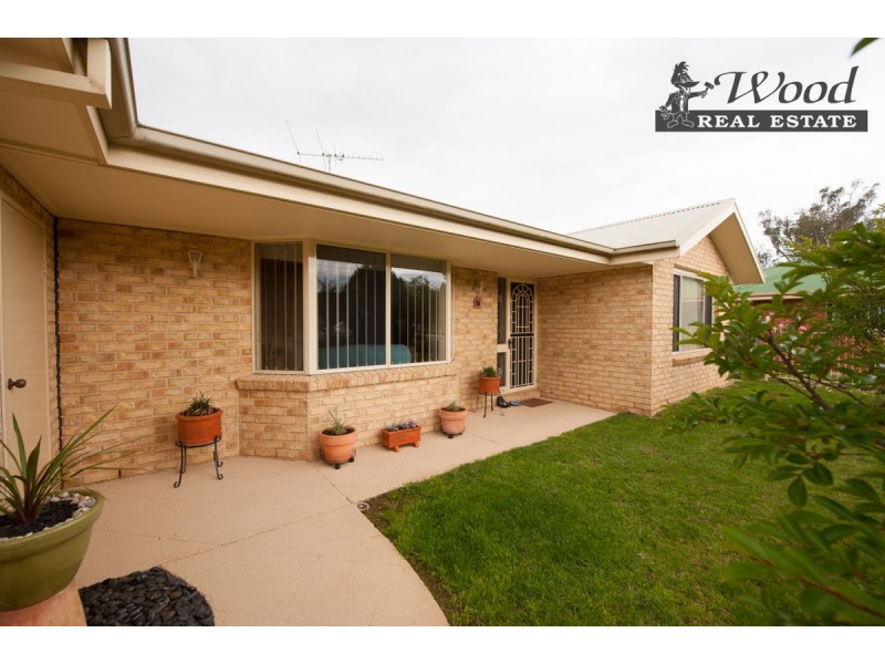 50 The Avenue, Thurgoona NSW 2640