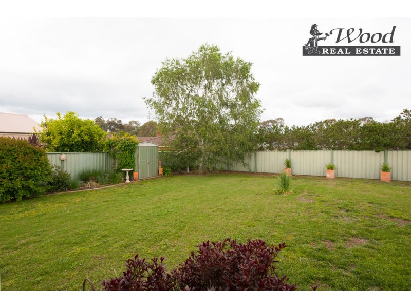 50 The Avenue, Thurgoona NSW 2640
