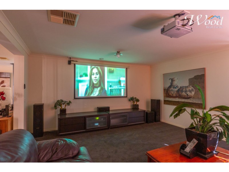 31 Chafia Place, Lavington NSW 2641