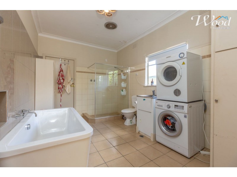 1070 Mate Street, North Albury NSW 2640