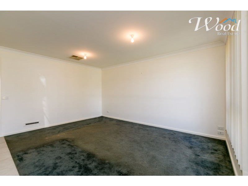 6 Wills Court, Thurgoona NSW 2640