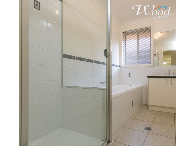 6 Wills Court, Thurgoona NSW 2640