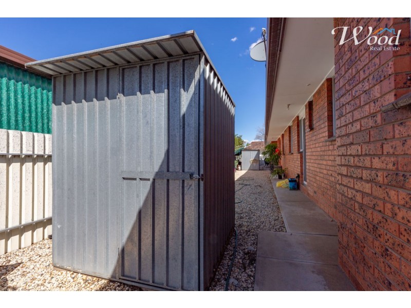 1 – 4 / 525 Kaitlers Road, Lavington NSW 2641