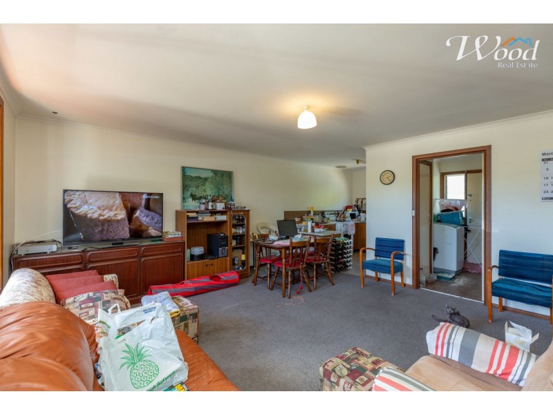 1 – 4 / 525 Kaitlers Road, Lavington NSW 2641