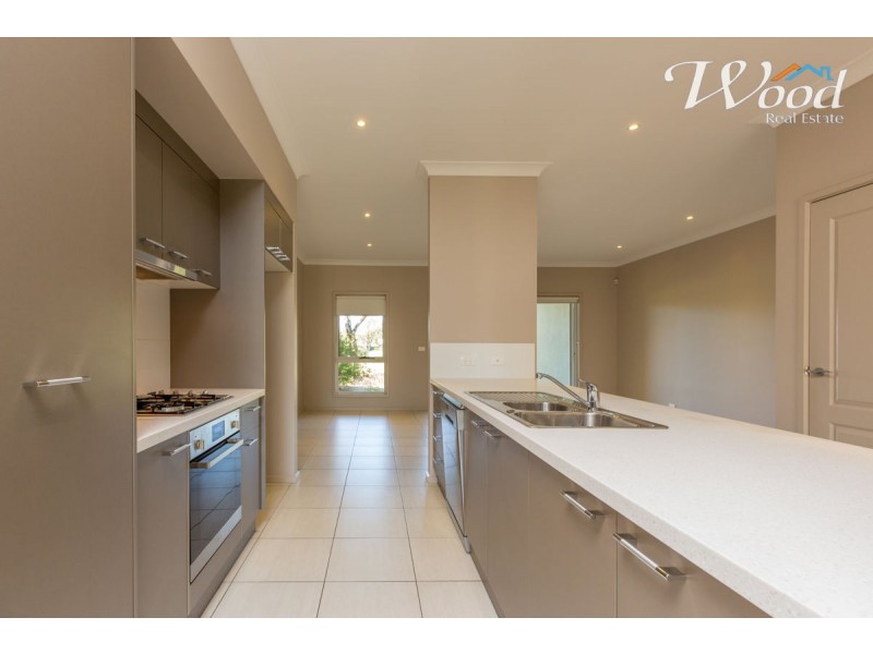 37 Evesham Place, Thurgoona NSW 2640