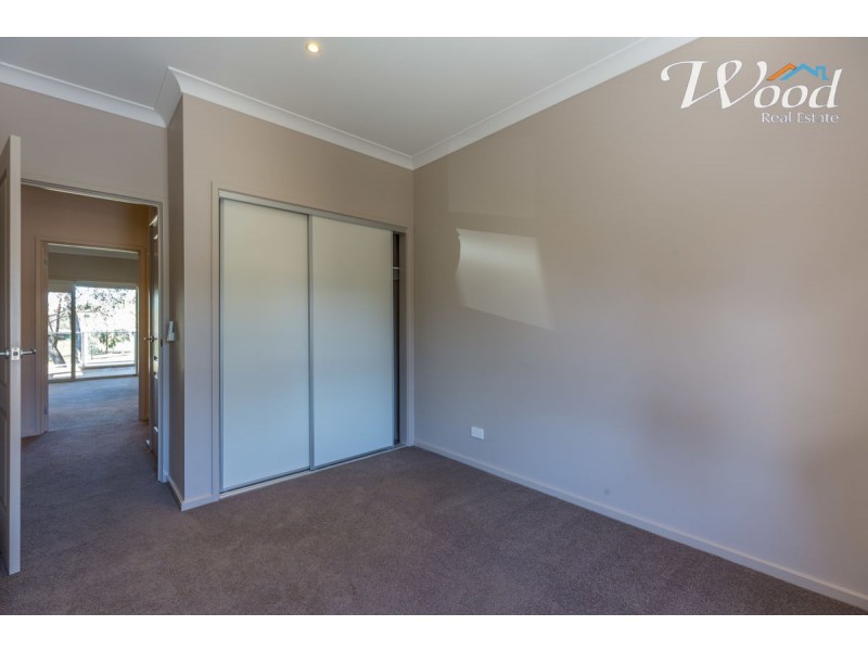37 Evesham Place, Thurgoona NSW 2640